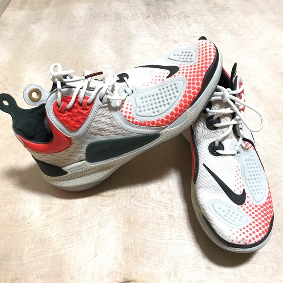 Nike Joyride Running Sneakers Size 7.5 White Red Cushioned Trainer